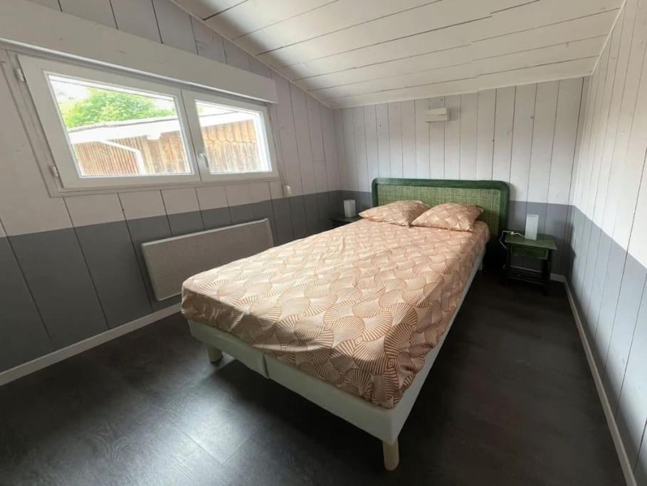 Villa Avec Piscine Proche Du Lac 拉特斯特德布赫 外观 照片